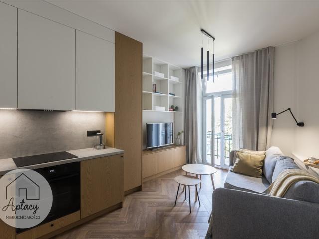 Nowoczesne 30 m2 z balkonem, pełne wyposażenie