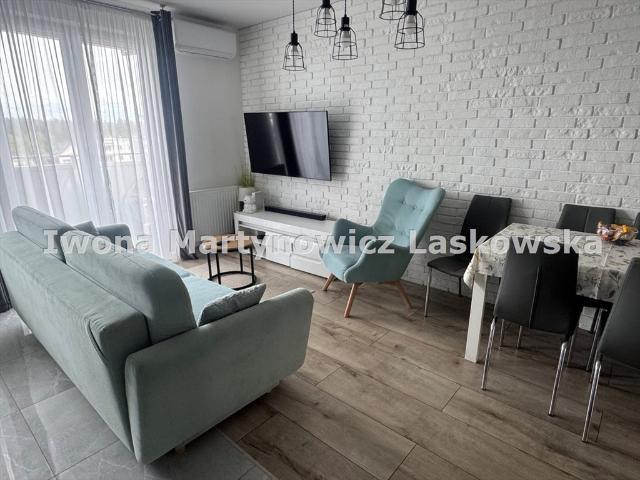 Nowoczesne 3 pokojowe mieszkanie z balkonem i garażem