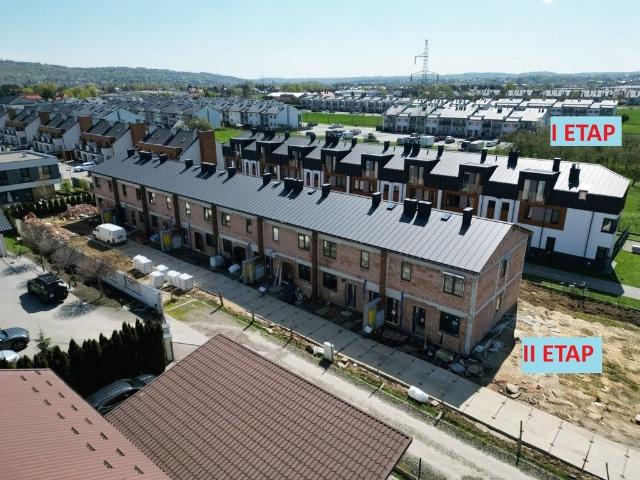 Nowoczesne 3 pokojowe mieszkanie z balkonem i panelami fotowoltaicznymi