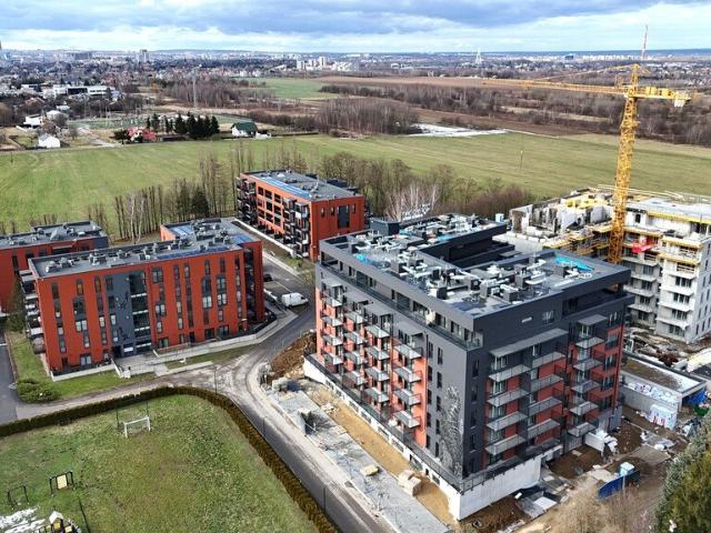Nowoczesne 3 pokojowe mieszkanie z balkonem w Krasnem