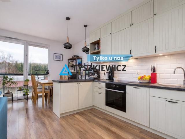 Nowoczesne 3 pokojowe mieszkanie z dużym balkonem w Gdańsku