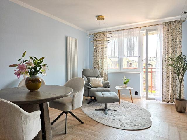 Nowoczesne 44m² z poddaszem na Ursusie zapraszam