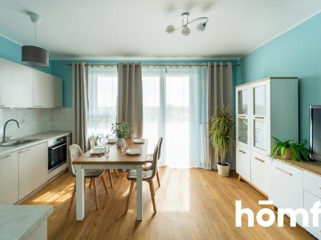 Nowoczesne 40 m² z balkonem, garaż i komórka, Psie Pole