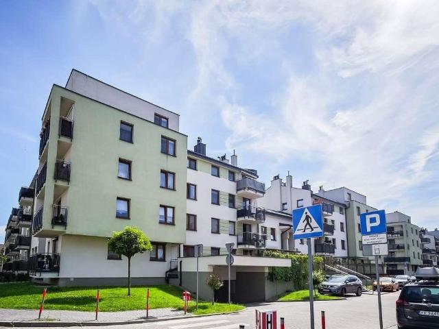 Na sprzedaż nowoczesne 41 m² z windą, jasny salon i funkcjonalna kuchnia