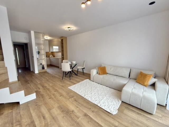 Nowoczesne 75,5 m² z ogrodem, 3 pokoje, strych zapraszam