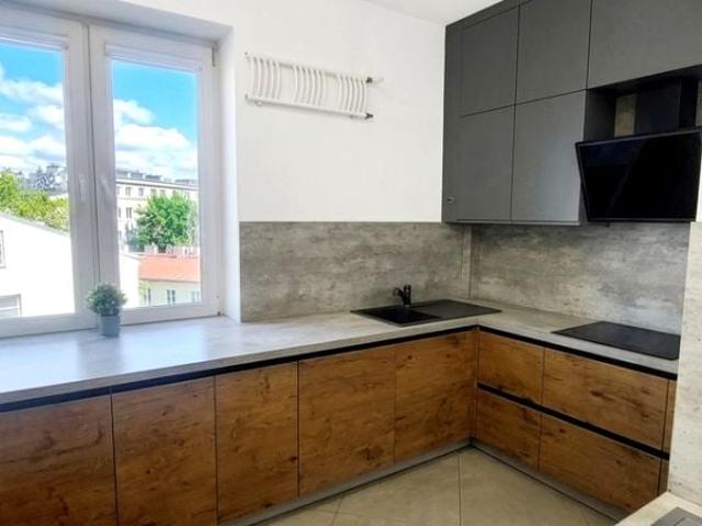 Nowowiejska 75 m², Warszawa