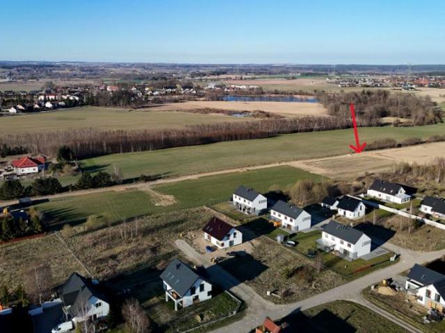 Nowowiejska 928 m², Przyjaźń
