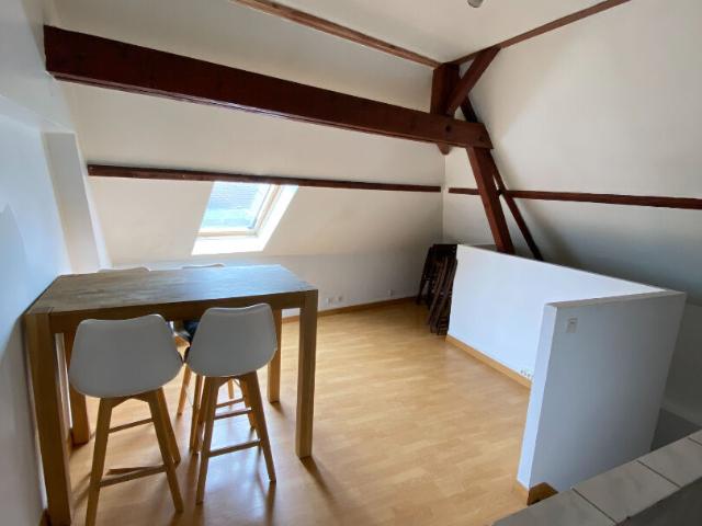 NOYON APPARTEMENT MEUBLÉ
