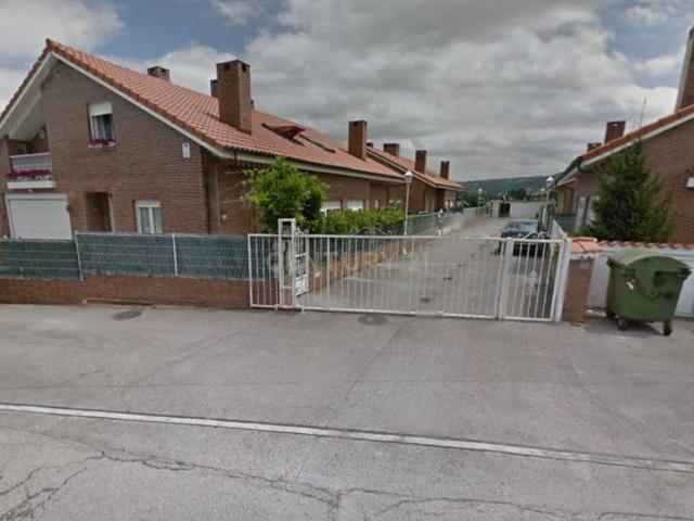 NMUEBLE EN CESION DE REMATE SIN POSESION Y SIN ACCESO AL INTERIOR