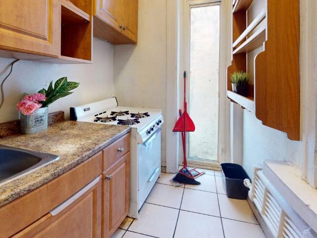 NSF 3675 Rue Sainte Famille NSF Building Unit #38 [object Promise] for Rent