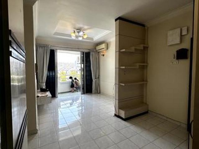 NPark Block C Fully Renovated and Partially Furnished
