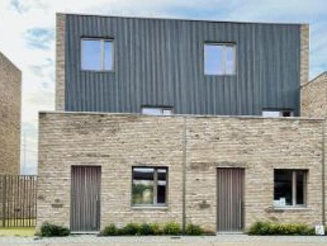 Nr. 30 stadswoning met tuin en 3 slaapkamers & bureel | P.