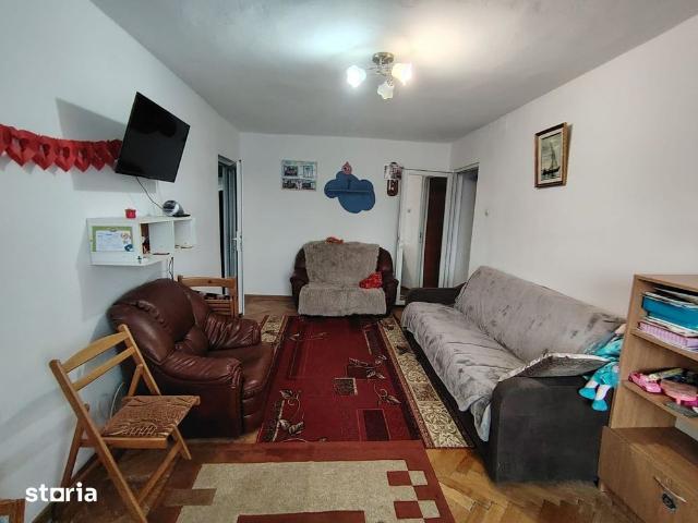 Nu vrei sa l ratezi! 3 camere la Piata 1 Mai et 2 zona Centrala