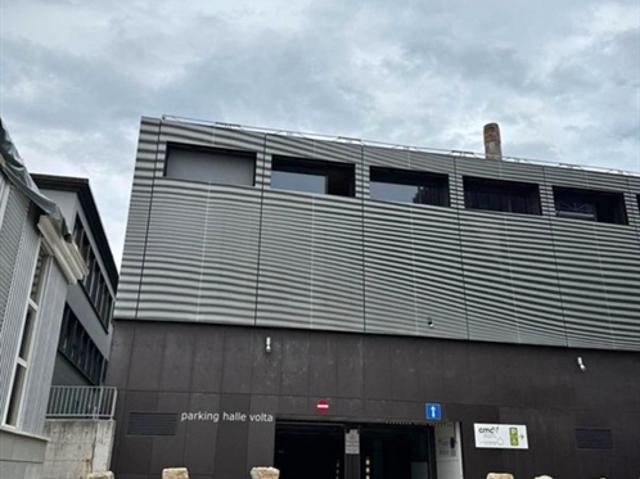 Numa Droz 185 Volta Kollektiver Parkplatz