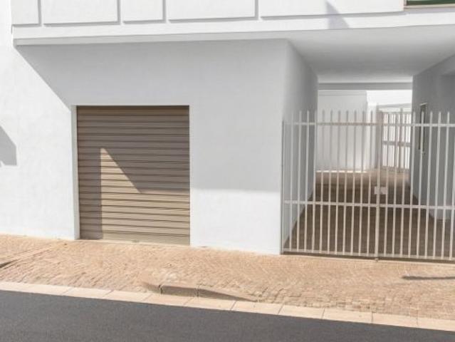 NUOVA COSTRUZIONE: LOCALE AD USO COMMERCIALE – CORSO UMBERTO I Rif.V3279