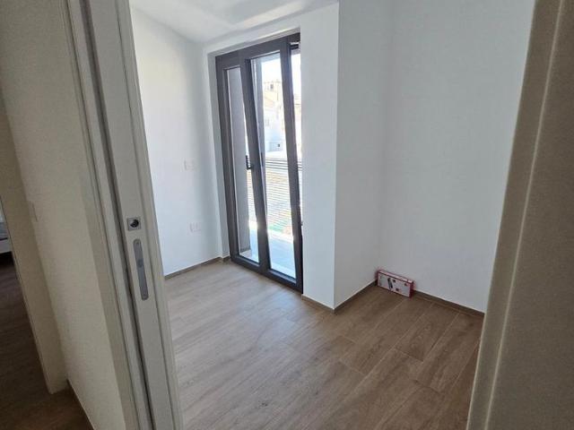 Nuovo trilocale con garage Giugno luglio Agosto