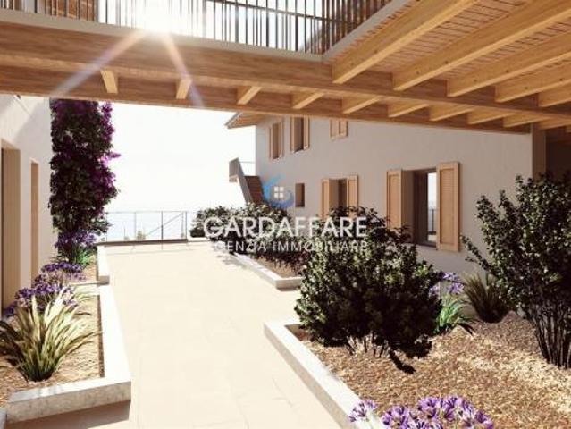 NUOVO TRILOCALE AL PIANO TERRA VISTA LAGO DI PROSSIMA REALIZZAZIONE A MANERBA DEL GARDA