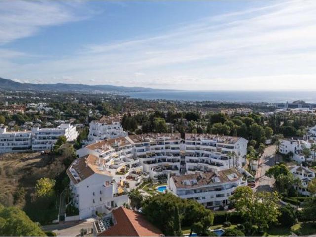 Nueva Andalucia, Marbella Newly Renovated 3 Bedroom Apartment in Nueva Andalucia