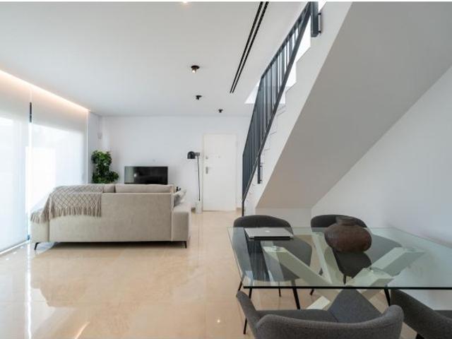 Nuevas villas adosadas junto al mar en La Marina Playa El Pinet