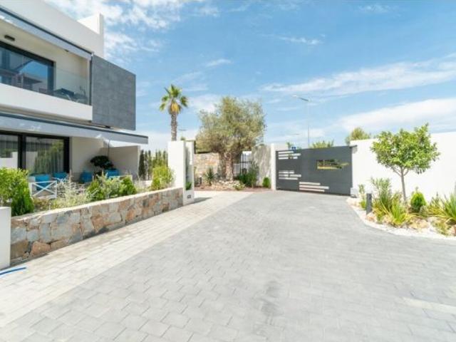 Nuevo conjunto residencial en Los Balcones Torrevieja
