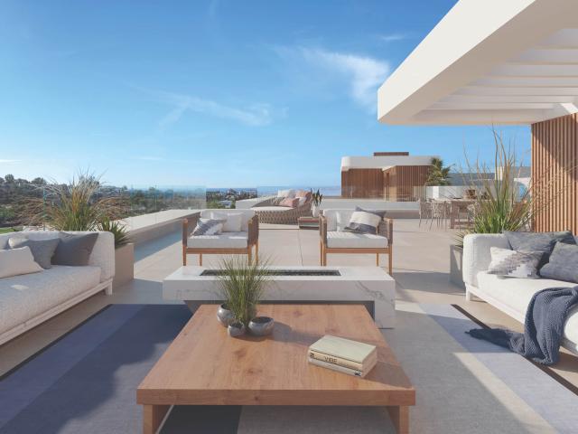 Excepcional adosado esquinero de 4 dormitorios con jardín privado de 107 m² y solárium en azotea de 118 m²