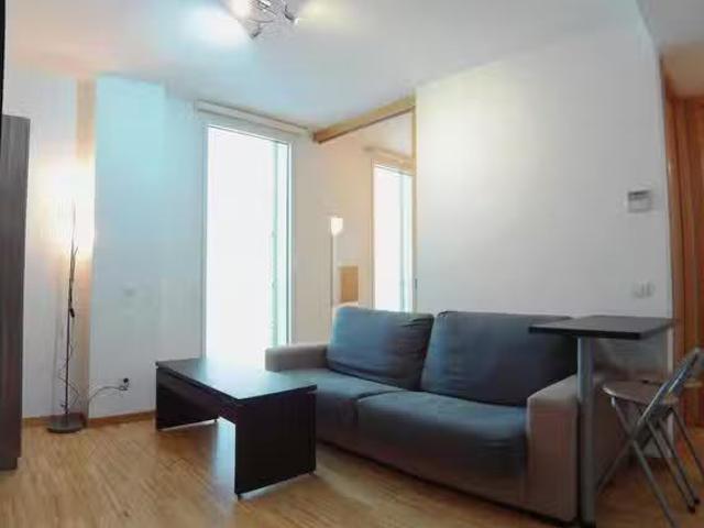 Nuevo Estudio en Calle de Cervantes, Cortes