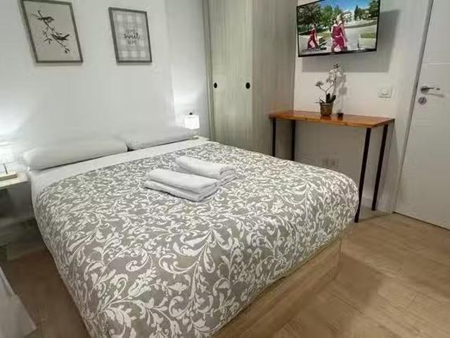 ¡En alquiler! Estudio en Calle de Godella, Villaverde