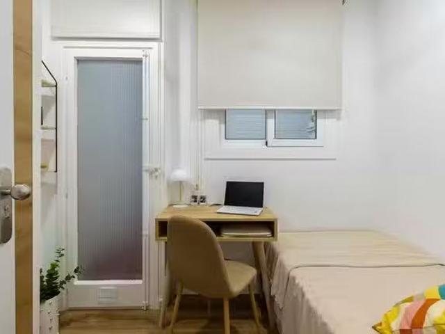 Encantador Habitación en Avinguda de Madrid