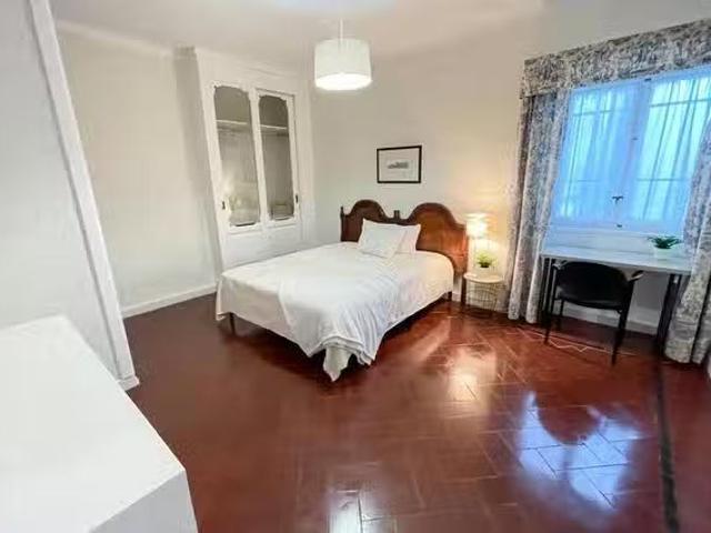 Nuevo Habitación en Calle Miguel Mañara, Casco Antiguo