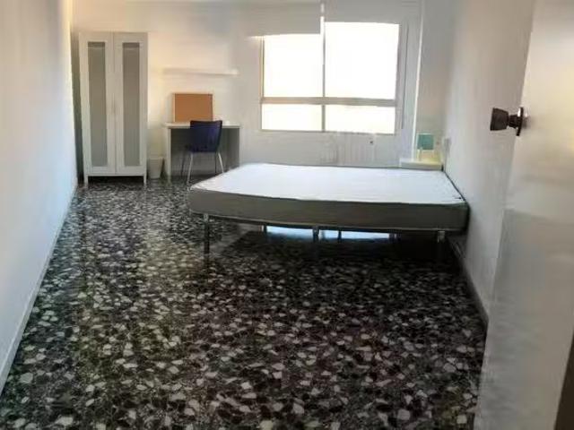 Nuevo Habitación en Calle Actor Mora, Morvedre