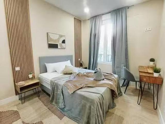 ¡Renta! Habitación en Calle Antonio Toledano, Fuente del Berro