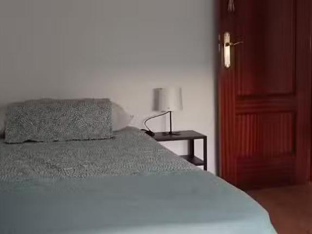 ¡Oferta! Habitación en Calle Cataluña