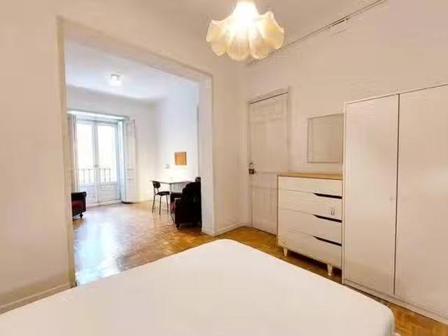 Encantador Habitación en Calle de Bailén