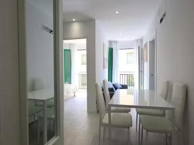 ¡Oferta! Habitación en Calle de Guadarrama, Latina