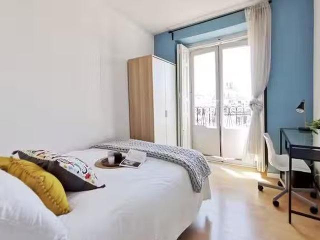Encantador Habitación en Calle de la Redondilla