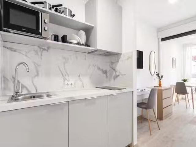 ¡Recién llegado! Habitación en Calle de las Magnolias