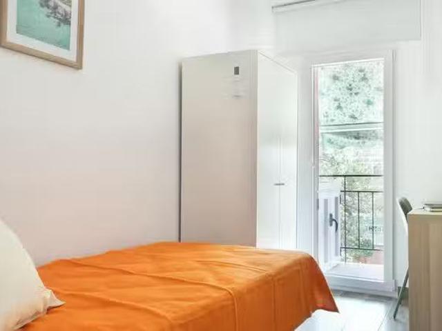 ¡Oferta! Habitación en Calle Rosa
