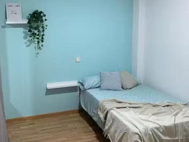 Barato Habitación en Calle Terradas