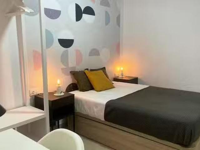 ¡Recién llegado! Habitación en Carrer de Viladomat