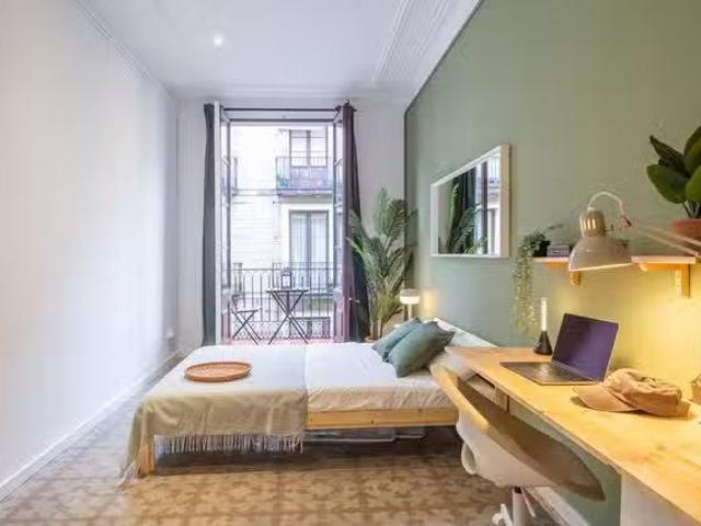 ¡Recién llegado! Habitación en Carrer de la Unió, 13