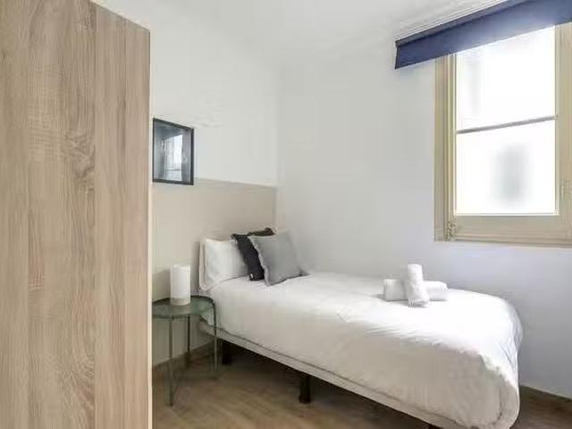 Encantador Habitación en Carrer de Mallorca, Sagrada Familia