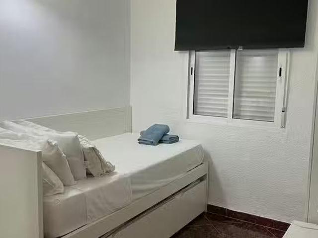 Bonito Habitación en Pasaje Pezuela, Las Chapas