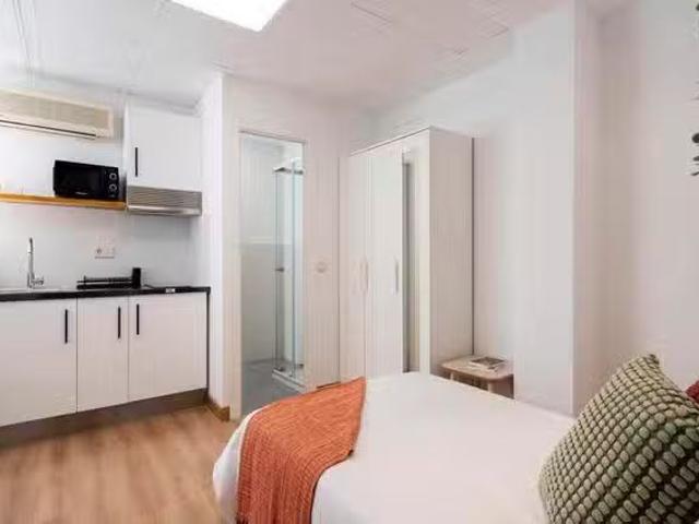 ¡Recién llegado! Habitación en Paseo de la Castellana