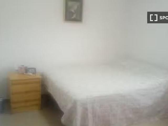 Nuevo Habitación en piso compartido en alquiler en Ciutat Meri.