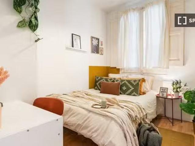 Nuevo Habitación en piso de 6 habitaciones en alquiler en Sant.