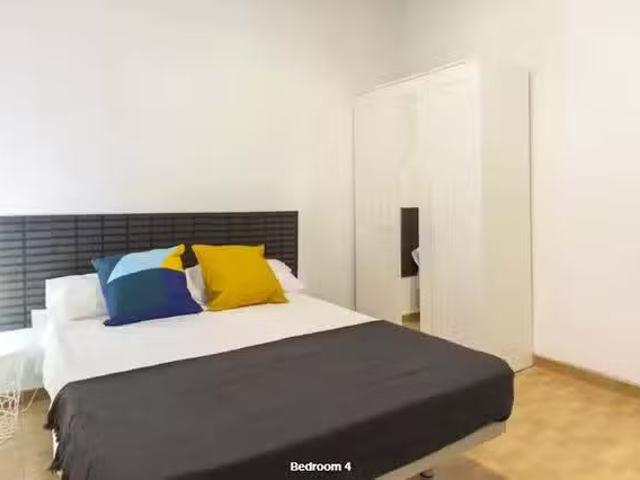 Bonito Habitación en Plaza de Tirso de Molina
