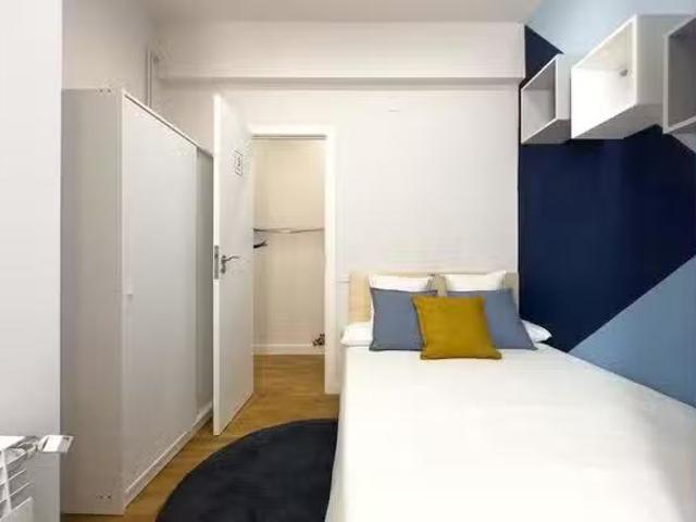 Acogedor Habitación en Ronda de Sant Pere
