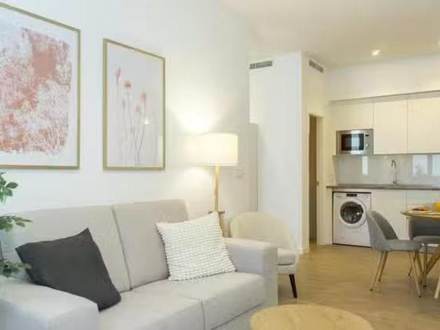 Bonito Piso de 1 habitación en Calle Lagunillas, La Victoria