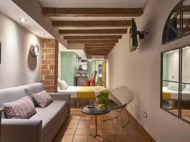 ¡Renta! Piso de 1 habitación en Carrer de Guàrdia