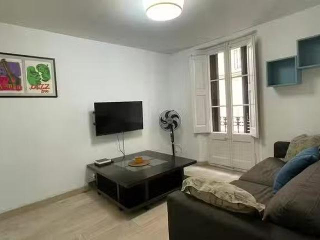 Nuevo Piso de 1 habitación en Carrer de la Mare de Déu dels De.